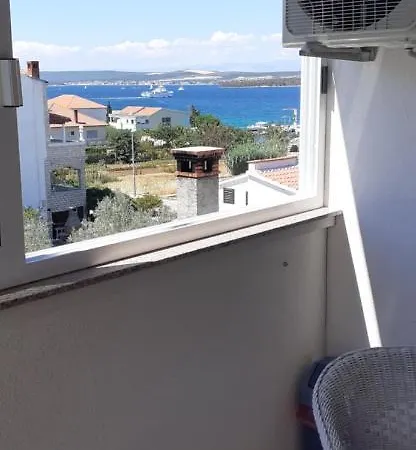 House Anca - 3* Tkon